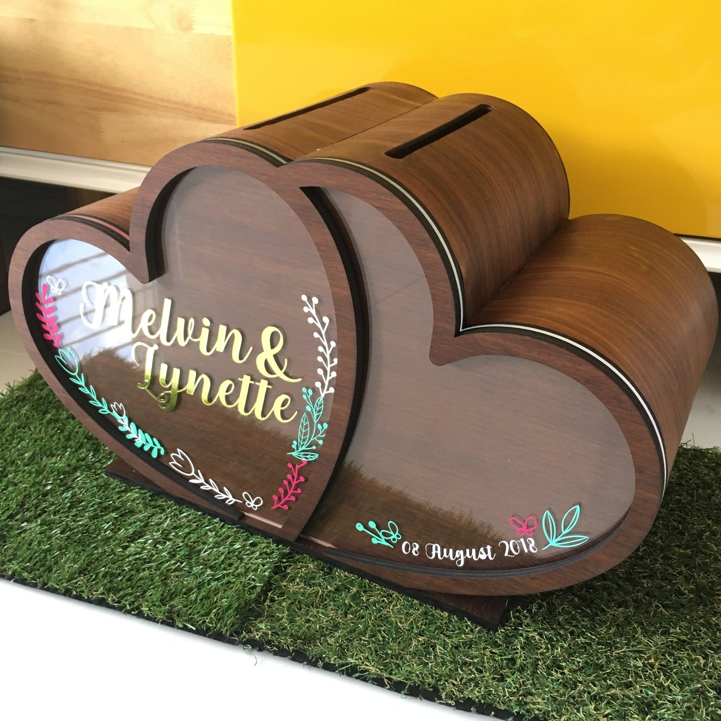 RENTAL | Heart in Heart Double Compartment Wedding Box