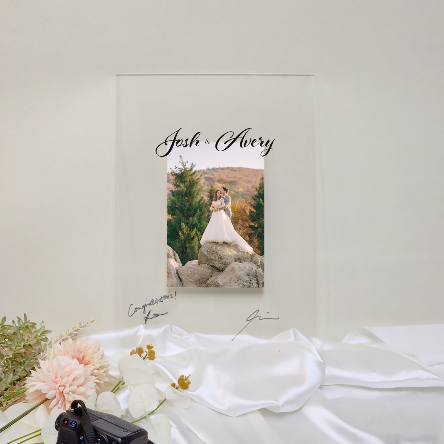 Wedding Guestbook - Floating Guestbook Clear Acrylic