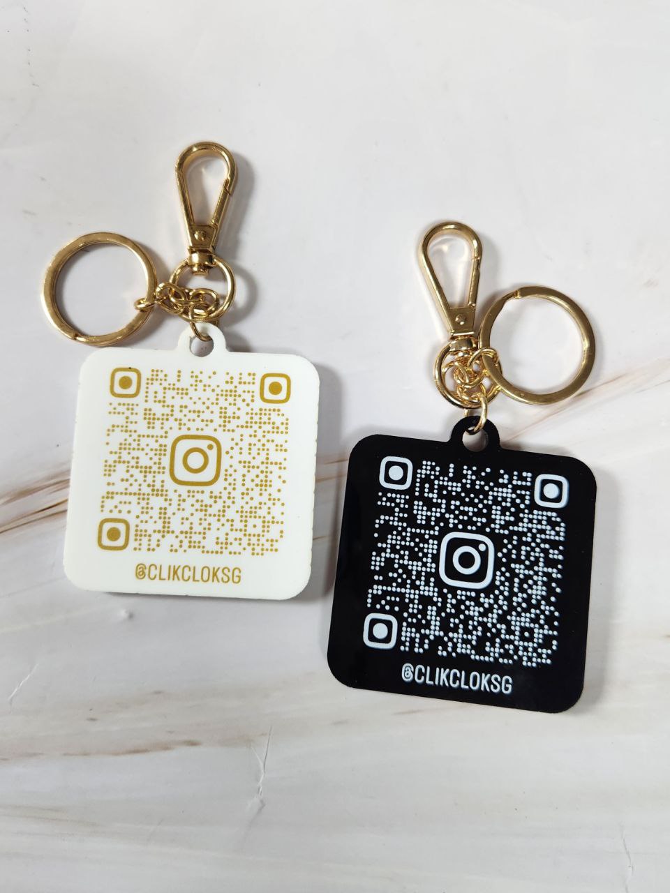 QR Code Keychain IG Business Corporate Social Media